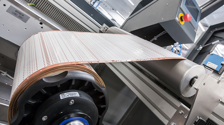 Paper-Flex este realizată la noua noastră linie de productie din Germania și are o lungime uimitoare de 24,85 m!